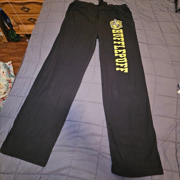 Mens Black Hufflepuff Sweatpants, LARGE - Picture 2 of 6